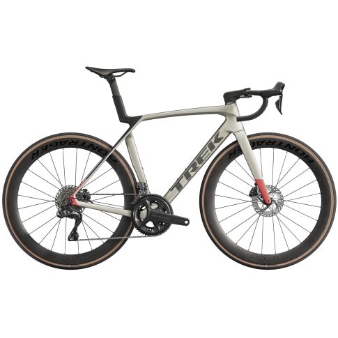 Trek Madone SL 7 disc - Matte lunar silver