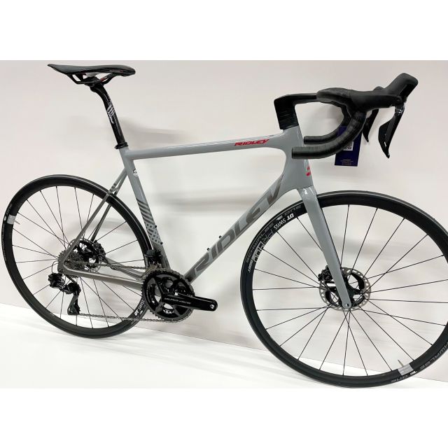 Custom racefiets Ridley Helium SLX disc - Battleship grey/Empress grey metallic